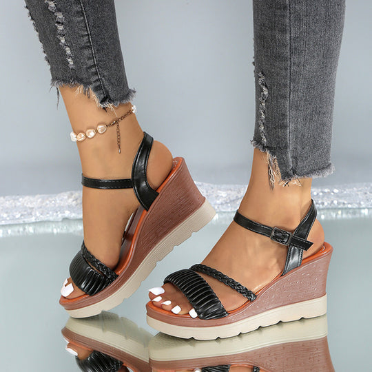 Damen Wedge-Sandalen mit eleganten Riemen und komfortablem Fußbett EB