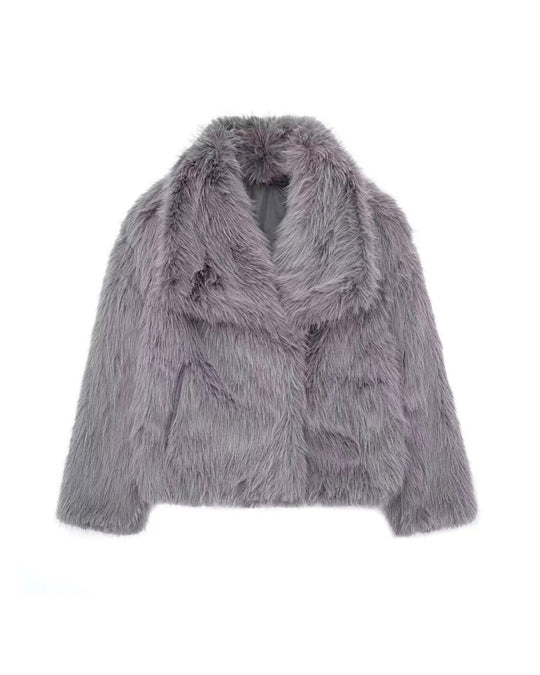 EB | Embrace Cropped Große Revers Plüschjacke