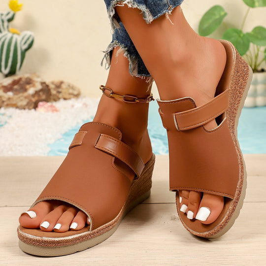 Damen Wedge-Pantoletten mit verstellbarem Riemen und ergonomischem Fußbett EB