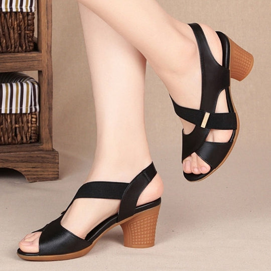 Damen Komfortable Riemchen-Sandalen mit innovativem Design und elegantem Absatz EB