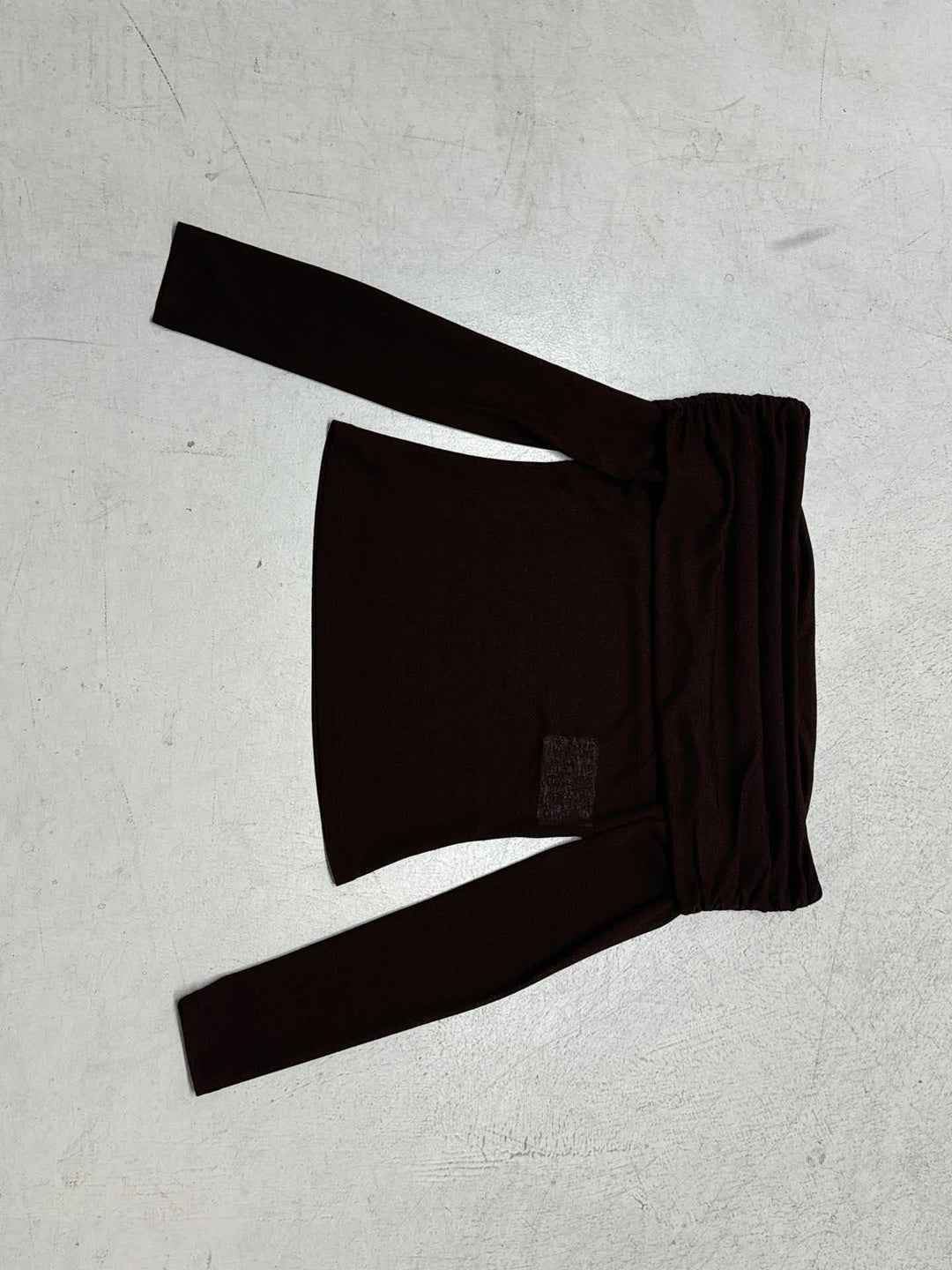 Damen nan schulterfreies Feinstrick-Longsleeve mit gerafftem Umschlagkragen und taillierter Passform EB