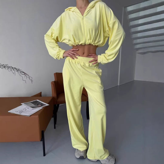 Damen cropped Zip-Hoodie mit elastischem Saum und locker fallende Palazzo-Jogginghose Eichborn Berlin