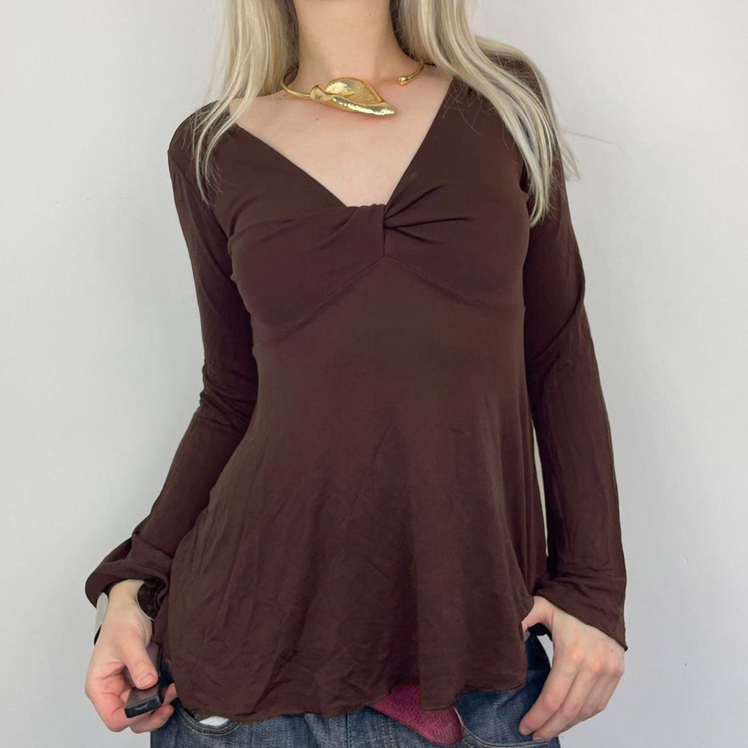 Damen nan figurbetontes Langarmshirt mit Drapé-Vorderteil und gehäkelter Mittelapplikation EB