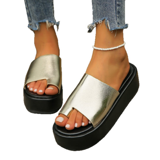 Damen moderne Plattform-Pantoletten mit offenem Zehenbereich und stylischem Design EB