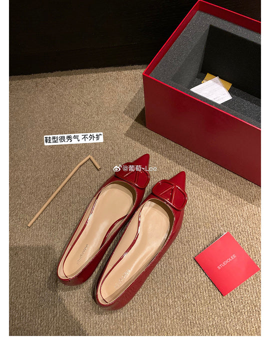 Damen elegante spitze Ballerinas mit hochglänzender Oberfläche EB