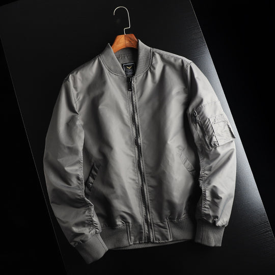 Herren  windabweisende Nylon-Bomberjacke im MA-1 Stil mit Ärmeltasche und gerippten Bündchen EB