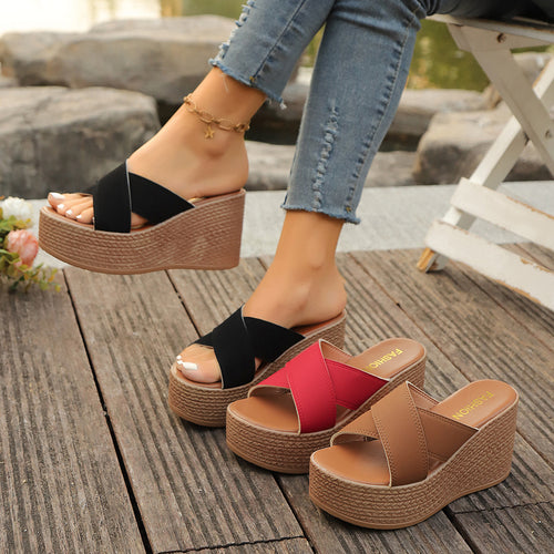 Damen Wedge-Sandalen mit geflochtenem Absatz und überkreuzten Riemen EB