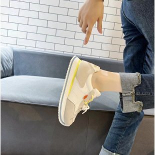 Damen sportliche Sneakers mit atmungsaktiver Mesh-Oberfläche und stabiler Sohle EB