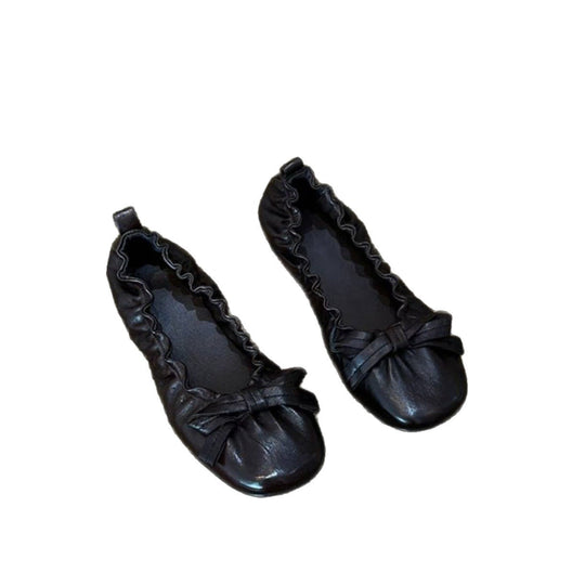 Damen Ballerina-Schuhe mit glänzender Oberfläche und verspieltem Rüschenrand EB