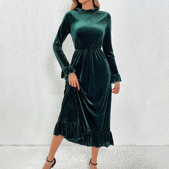 Damen Midikleid aus plissiertem Samt mit Stehkragen geraffter Taille und Volant-Saum Eichborn Berlin