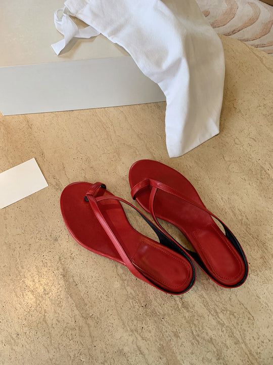 Damen Zehentrenner-Sandalen mit elegantem Riemendesign und flexiblem Fußbett EB