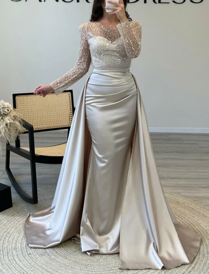 Damen Elegantes Abendkleid mit Glitzerdetails und fließendem Stoff EB