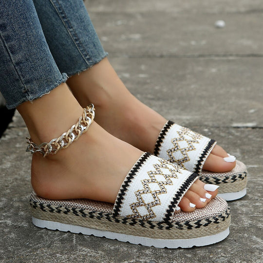 Damen Komfortable Plateausandalen mit modischer Stickerei EB