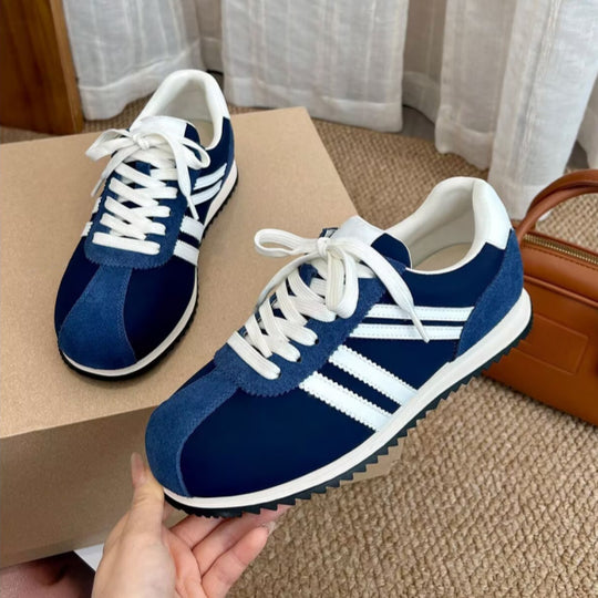 Damen Sportliche Sneakers mit modischen Wildleder- und Lederakzenten EB