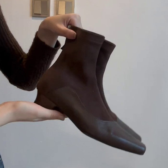 Damen elegante Sockenschuhe mit spitz zulaufender Form und trendigem Design EB