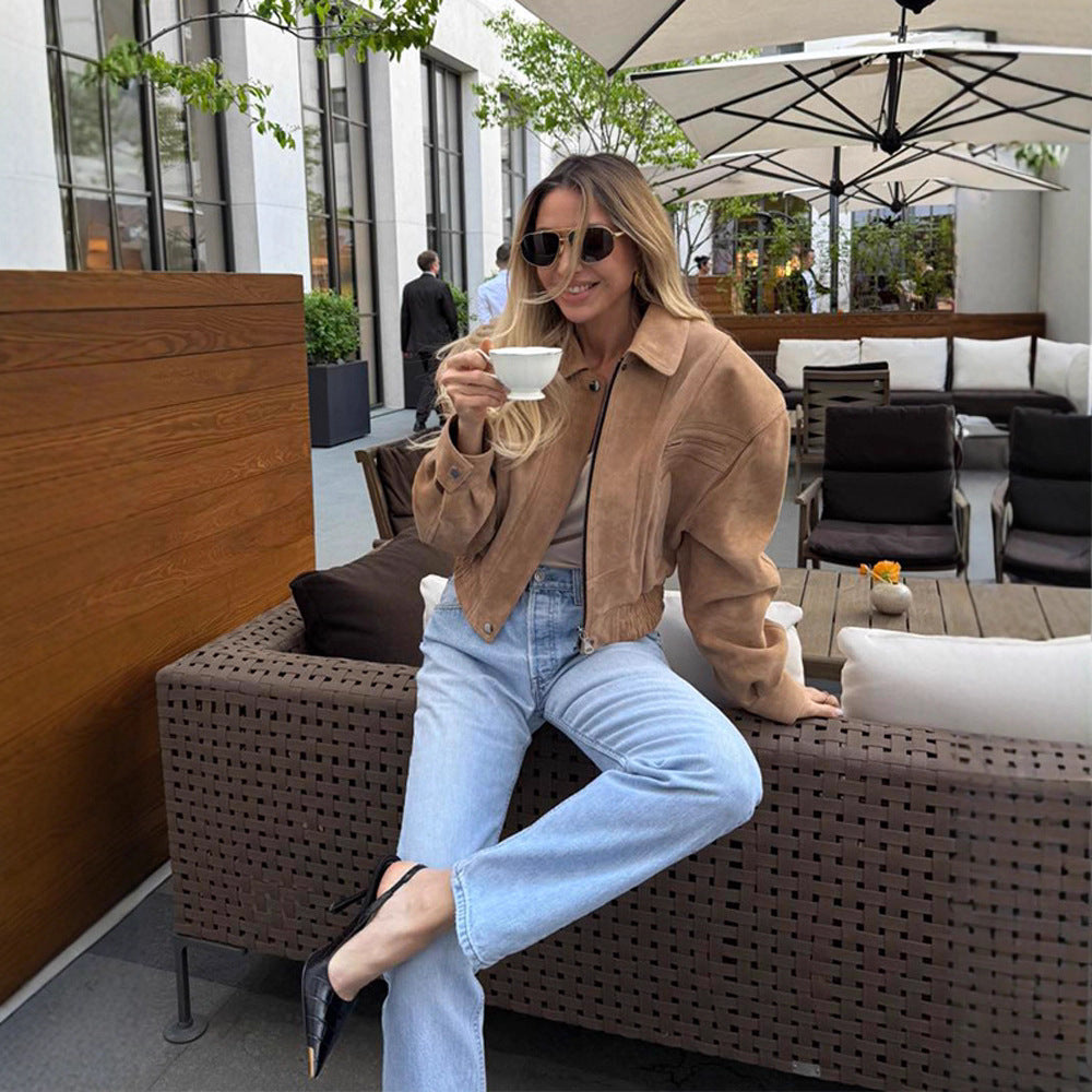 Damen Modische Wildlederjacke im cropped Stil mit praktischen Taschen EB
