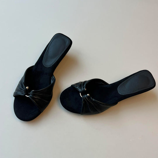 Damen Pantoletten mit elegantem Knoten-Design und komfortabler Fußbettgestaltung EB