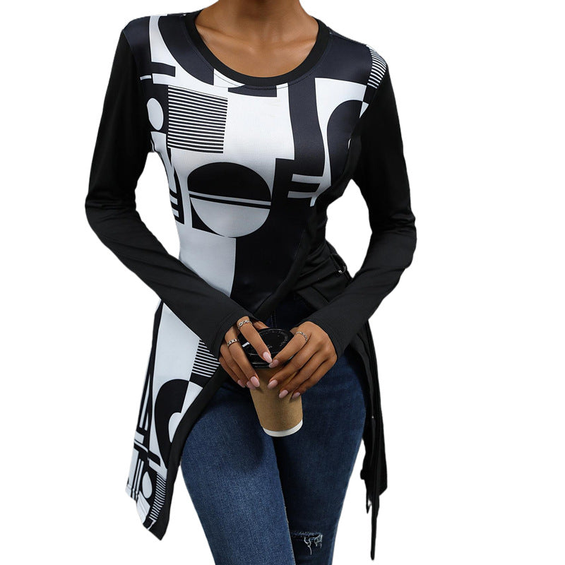 Damen Langarmshirt mit grafischem Muster und asymmetrischem Saum EB