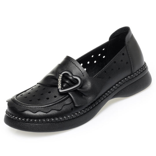 Damen Mokassins mit modischem Herzdetail und atmungsaktiver Perforation EB