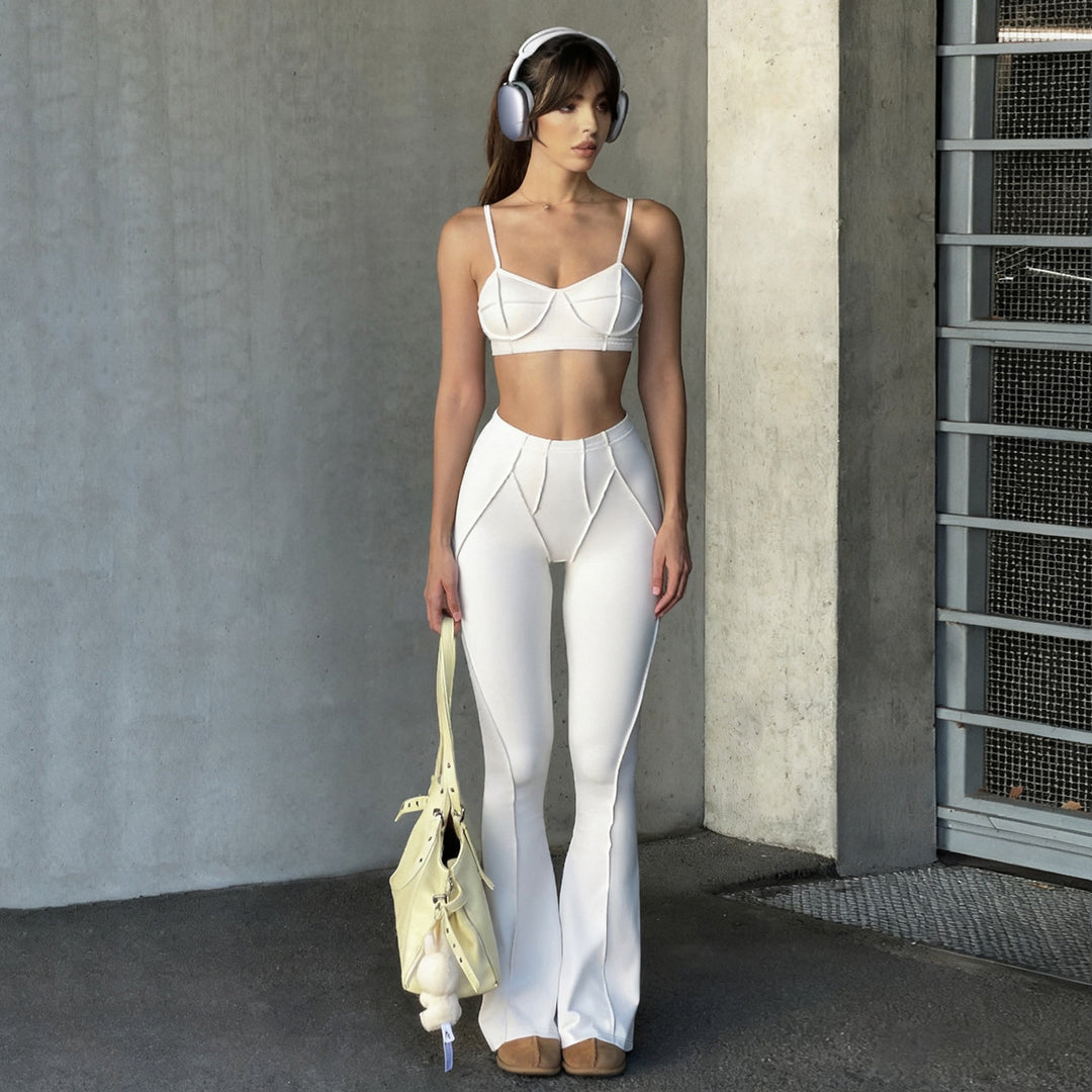 Damen Modische Flared Pants aus innovativem Stretch-Material EB