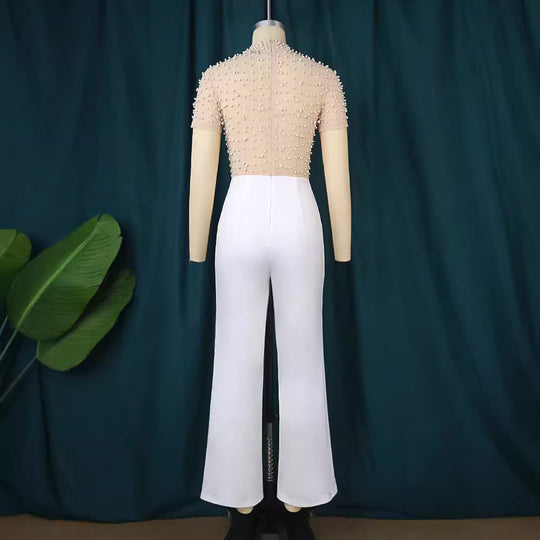 Damen eleganter Jumpsuit mit glitzernden Perlenakzenten EB