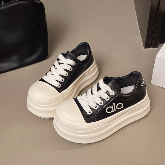 Damen Plattform Sneaker mit großzügiger Sohle und atmungsaktivem Obermaterial EB