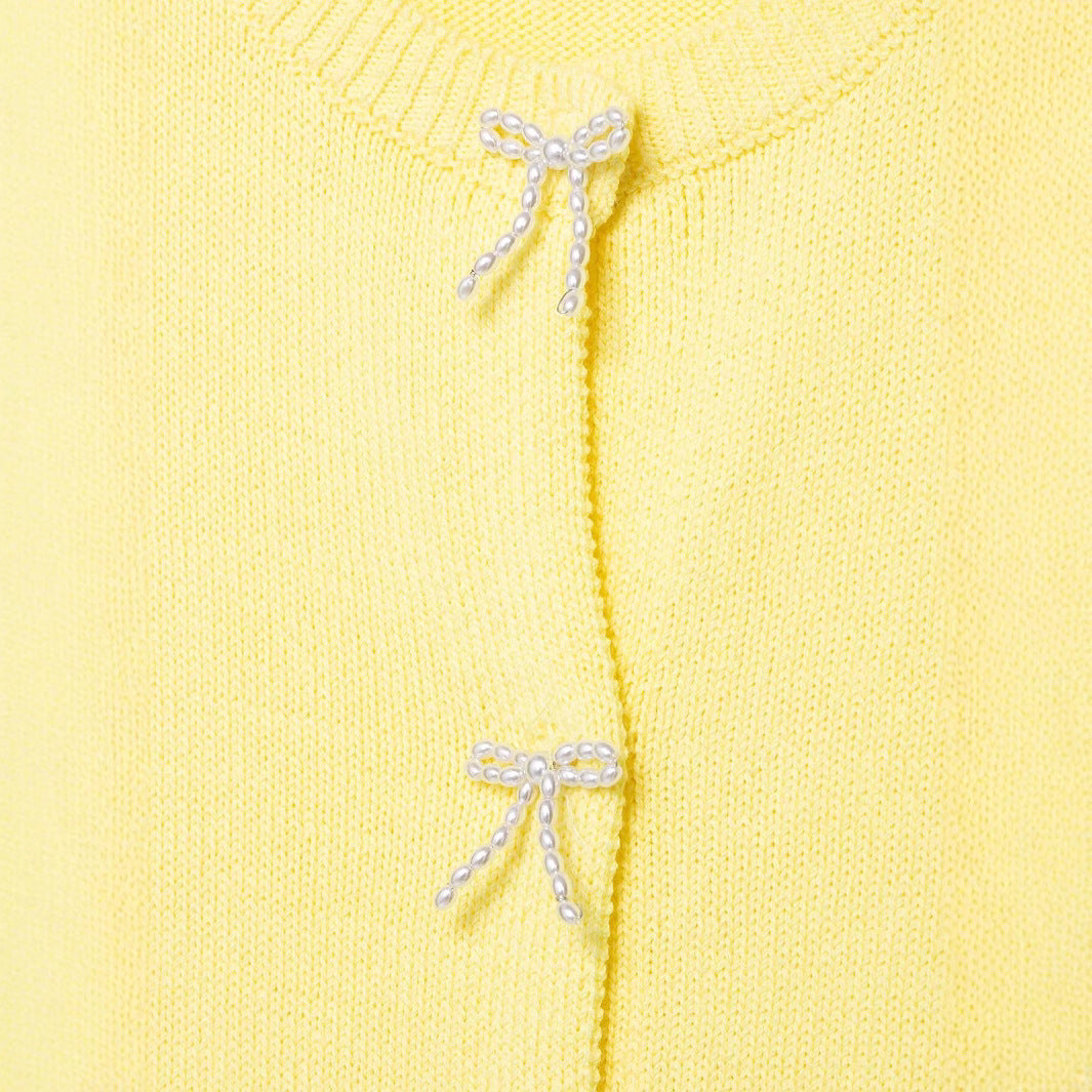 Damen elegante Strickjacke mit schimmernden Dekoknöpfen EB