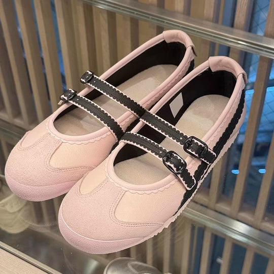 Damen Ballerinas mit verspieltem Riemendesign und hochwertiger Lederoberfläche EB