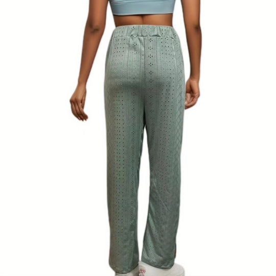 Damen weite Sommerhose mit feinen Lochmuster und elastischem Bund EB