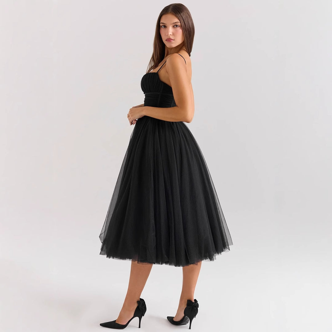 Damen Tüllkleid mit elegantem Oberteil und schwingendem Rock EB