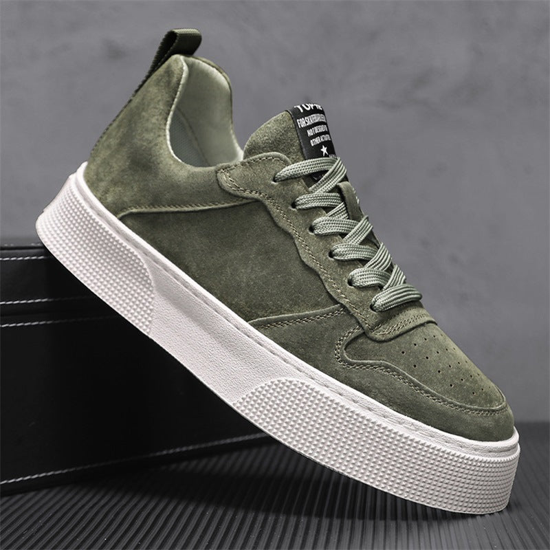 Damen Sneakers mit hochwertigem Wildleder-Obermaterial und rutschfester Sohle EB