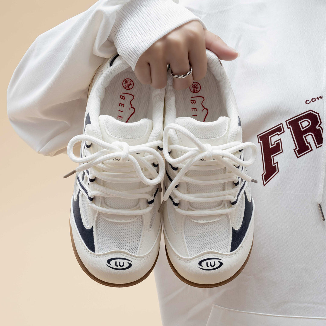 Damen Sportliche Sneakers mit innovativem Dämpfungssystem und atmungsaktiver Oberflächenstruktur EB