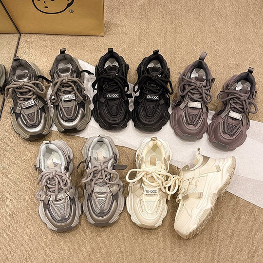 Damen Sportliche Chunky Sneakers mit verbesserten Dämpfungseigenschaften EB