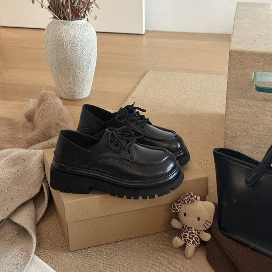Damen Schnürschuhe im eleganten Design mit stabiler Plateau-Sohle EB