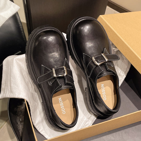 Damen Schnürschuhe mit praktischem Riemen von EB