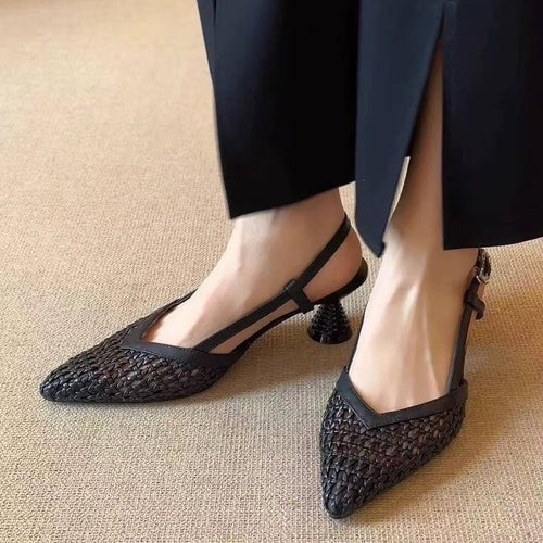 Damen Slingback-Pumps mit geflochtener Oberflächenstruktur und elegantem Absatz EB