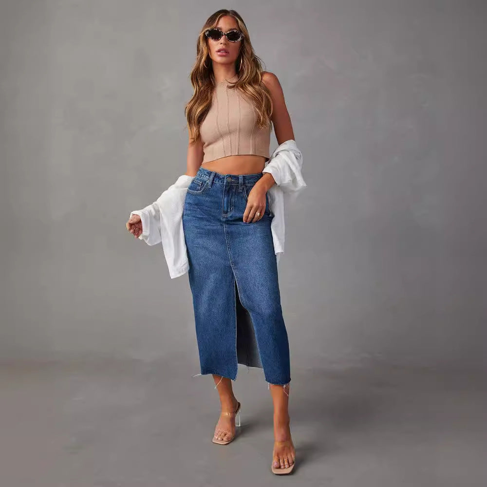 Damen Lässiger Denim Rock mit seitlichem Schlitz und fransigem Saum EB