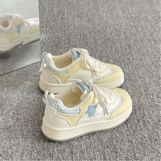 Damen Trendige Designer-Sneaker mit verspielten Details und bequemer Sohle EB