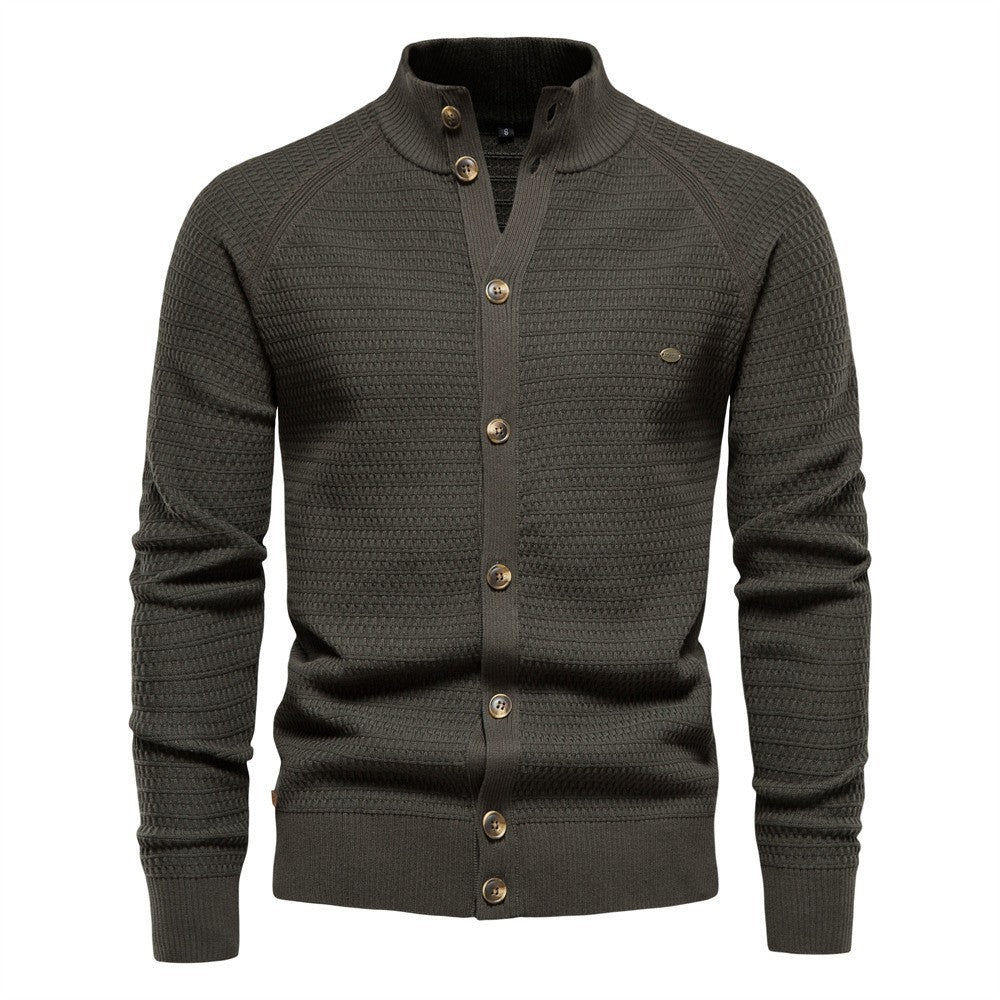Herren Strickjacke mit modernem Zipper und stilvollen Knopfdetails EB