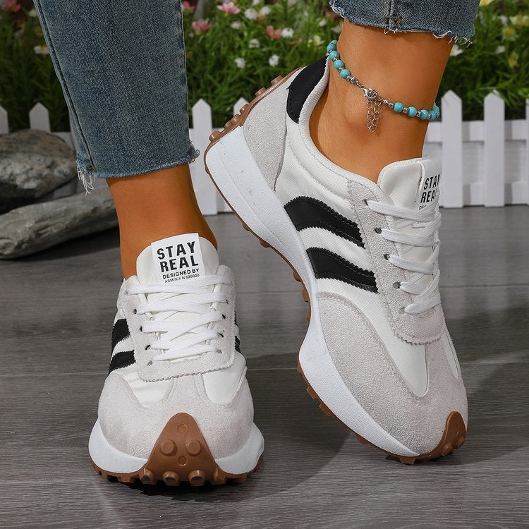 Damen Sportliche Retro Sneakers mit modischem Wildleder-Design EB