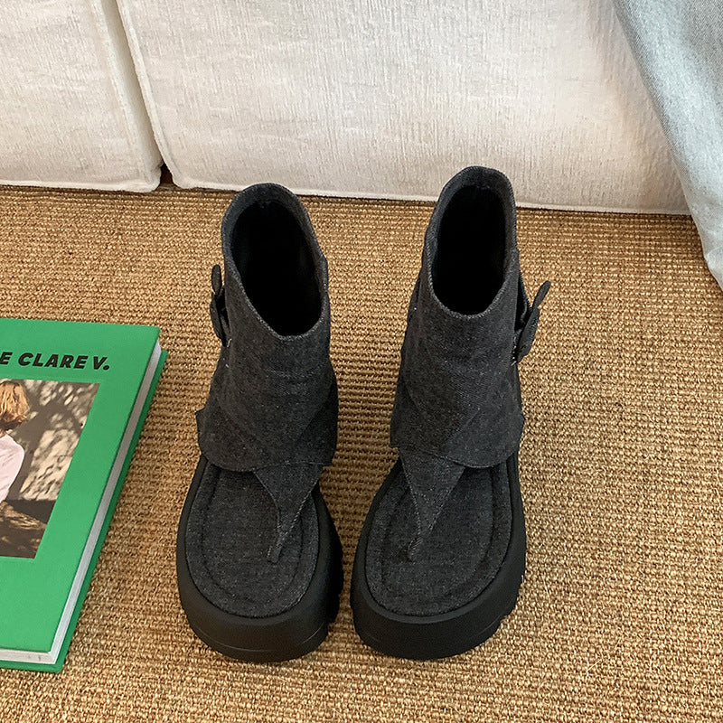Damen Bequeme Ankle-Boots mit modischem Falten-Design und robustem Sohlenprofil EB