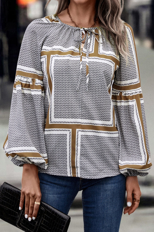 Damen Bluse mit eleganten Rüschendetails und modernem Muster EB
