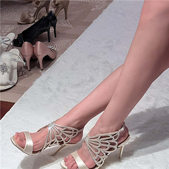 Damen Elegante High Heel Sandalen mit filigranem Design und Strassverzierungen EB