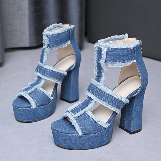 Damen High Heel Sandalen mit fransigen Details und Plateau EB