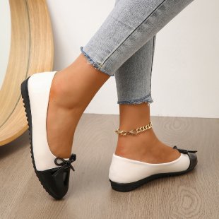 Damen Ballerinas mit eleganter Farbblockgestaltung und zartem Schleifen-Detail EB