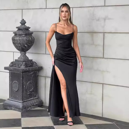 Damen Elegantes Maxikleid mit verführerischem Schlitz und schulterfreiem Design EB