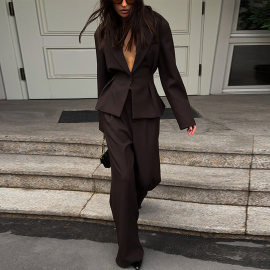 Damen eleganter Hosenanzug mit tailliertem Blazer und weitem Bein EB