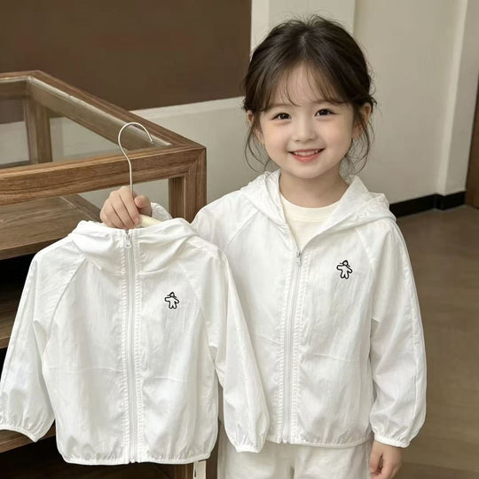Unisex nan leichte Kapuzen-Jacke für Kleinkinder mit elastischen Bündchen und Frontreißverschluss EB