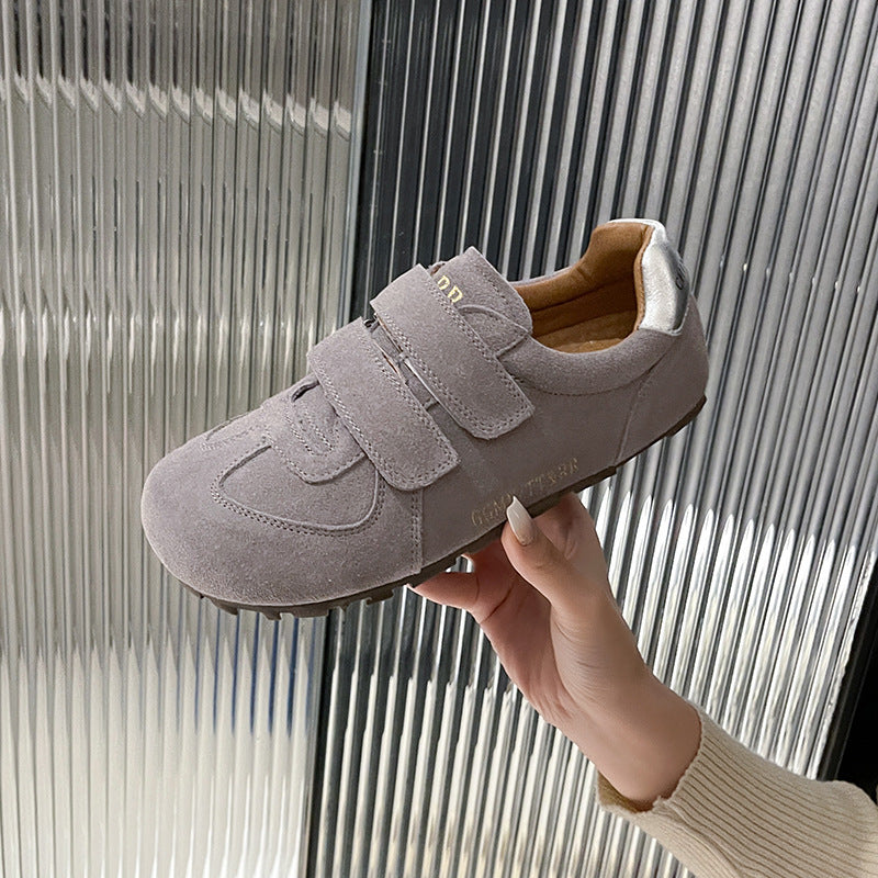 Damen Sportliche Velours Sneaker mit verstellbarem Klettverschluss und ergonomischer Sohle EB
