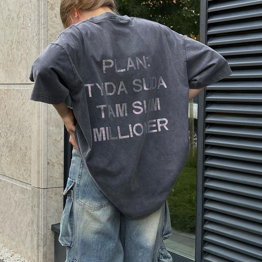Damen oversized Statement-T-Shirt mit Strassschrift auf dem Rücken Eichborn Berlin
